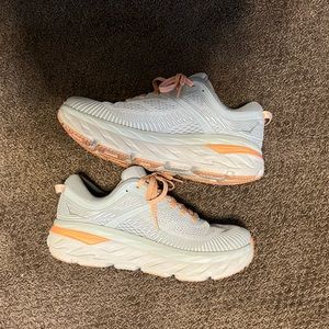Hoka Bondi 7,  7.5D women’s